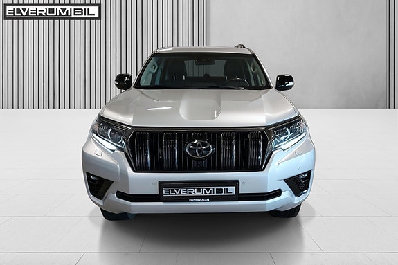 Toyota Land Cruiser 8 of 30