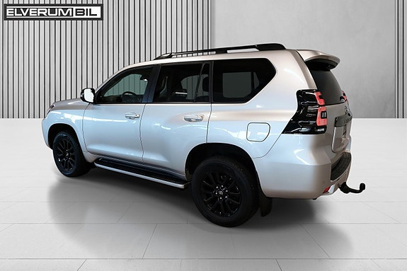 Toyota Land Cruiser 5 of 30