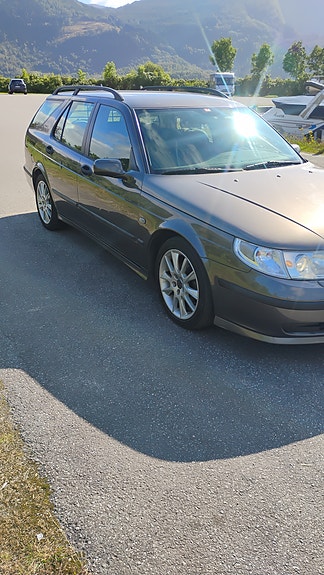 Saab 9-5 3 of 5