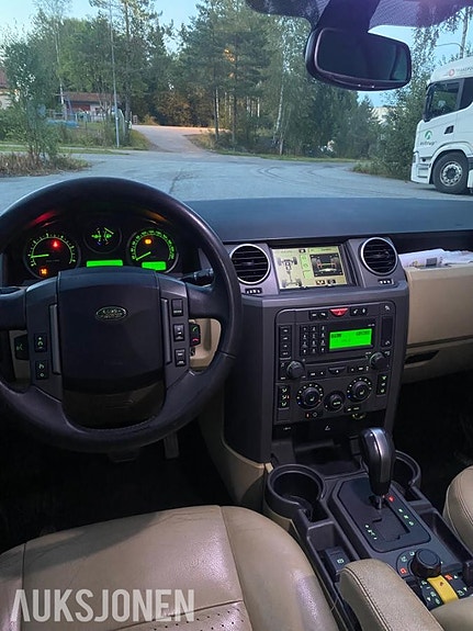 Land Rover Discovery 11 of 13