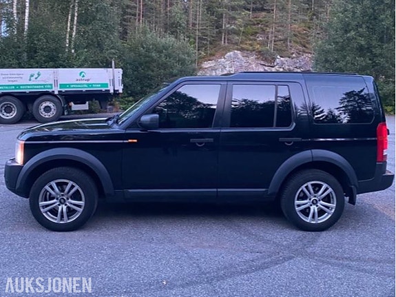 Land Rover Discovery 7 of 13