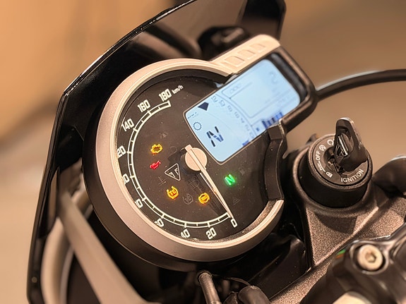Triumph Tracker 400// AGM WEEK tilbud- Fri frakt eller gratis omkostninger// 19 of 24