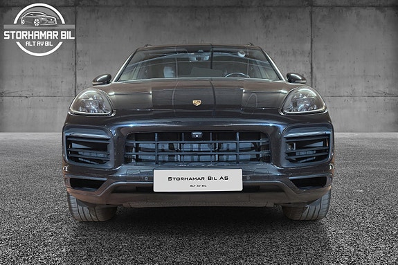 Porsche Cayenne 3 of 30