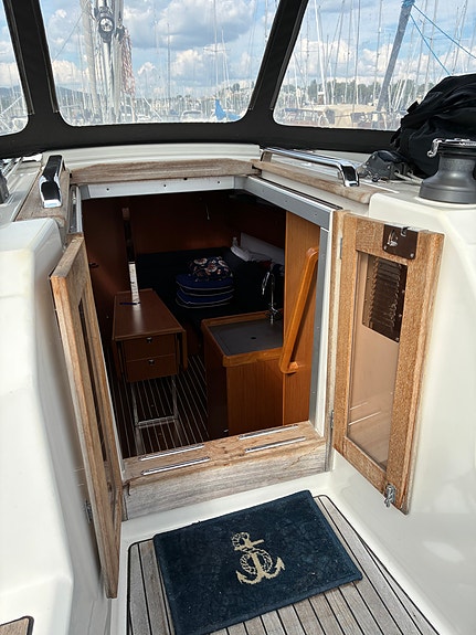 Bavaria 33 Cruiser 8 of 27