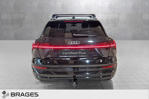 Audi e-tron Sportback 4 of 24