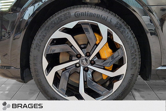 Audi e-tron Sportback 24 of 24
