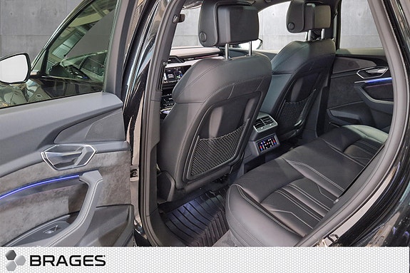 Audi e-tron Sportback 19 of 24