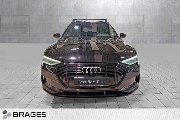 Audi e-tron Sportback 8 of 24