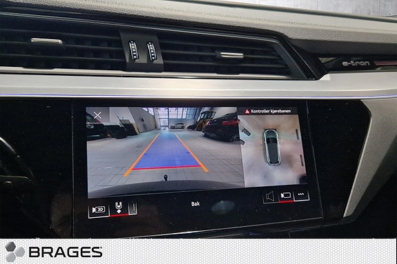 Audi e-tron Sportback 14 of 24
