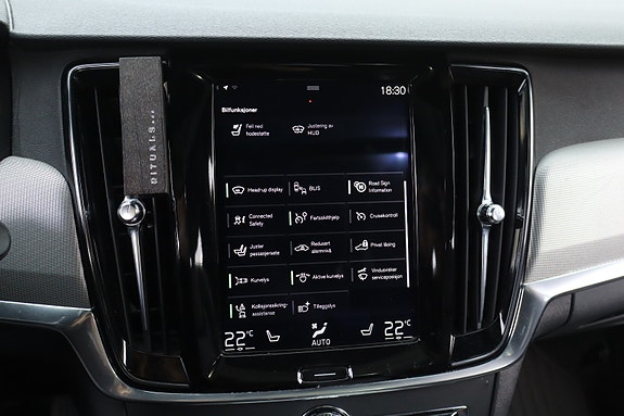 Volvo V90 21 of 28