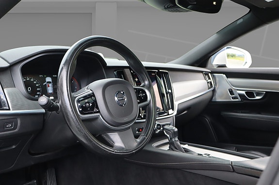 Volvo V90 12 of 28