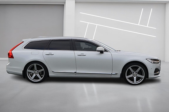 Volvo V90 3 of 28