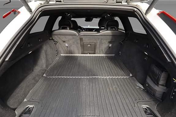Volvo V90 26 of 28