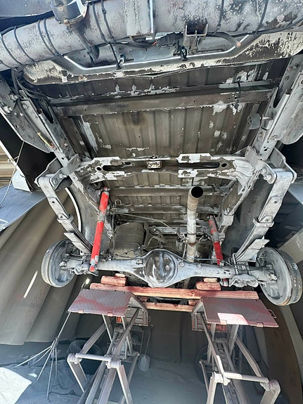 Toyota HiLux 26 of 29