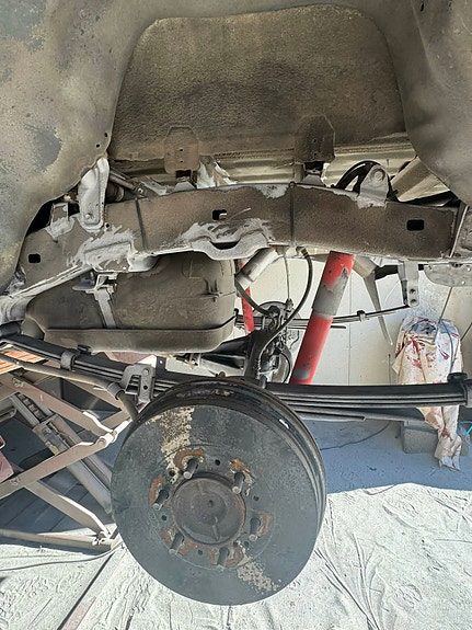 Toyota HiLux 23 of 29