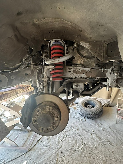 Toyota HiLux 21 of 29