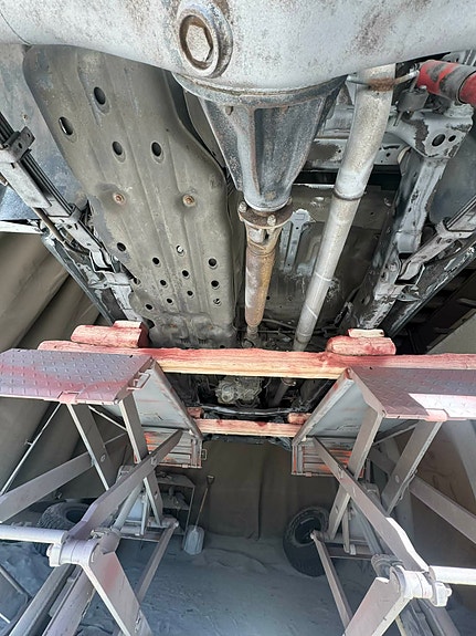 Toyota HiLux 27 of 29