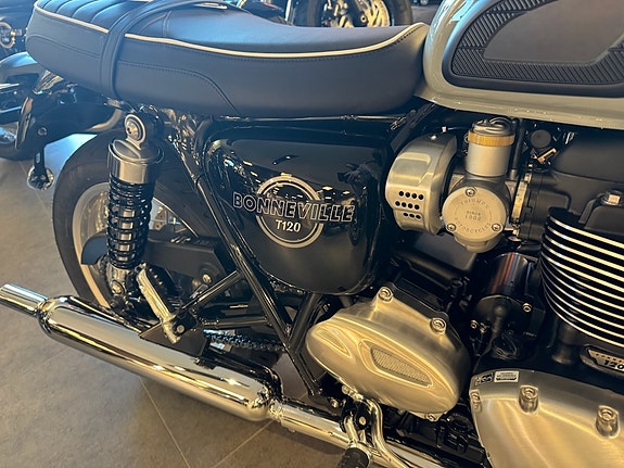 Triumph Bonneville T120 //AGM week kampanje- Fri frakt eller gratis omkostninger// 10 of 10
