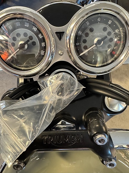 Triumph Bonneville T120 //AGM week kampanje- Fri frakt eller gratis omkostninger// 6 of 10