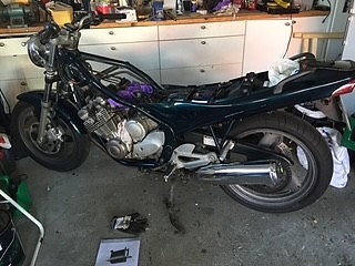Yamaha XJ600S 5 of 11