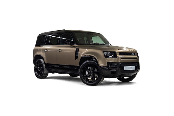 Land Rover Defender 110 9 of 30