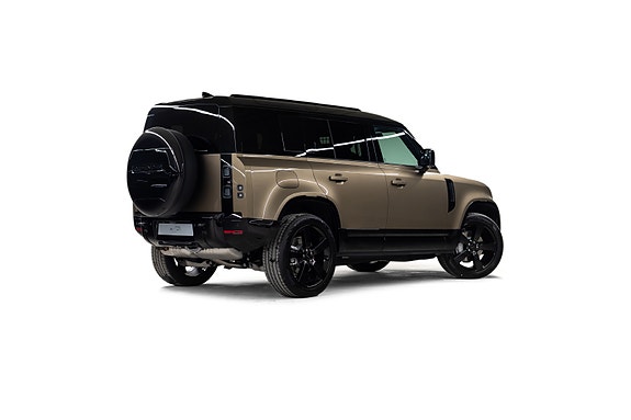 Land Rover Defender 110 2 of 30