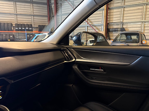 Mazda CX-60 17 of 30
