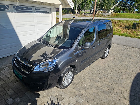 Peugeot e-Partner 5 of 26