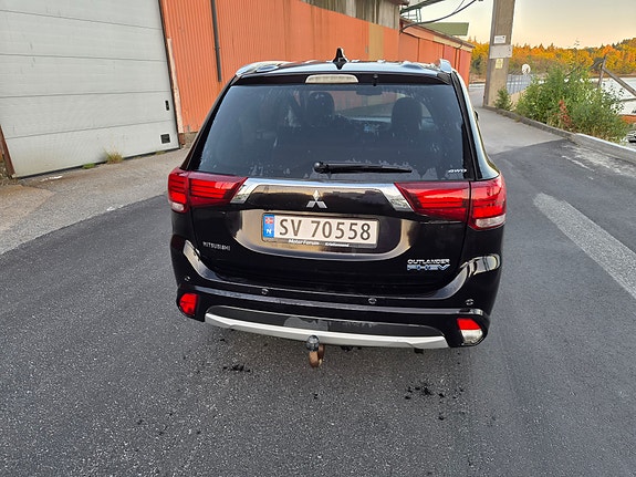 Mitsubishi Outlander 4 of 13