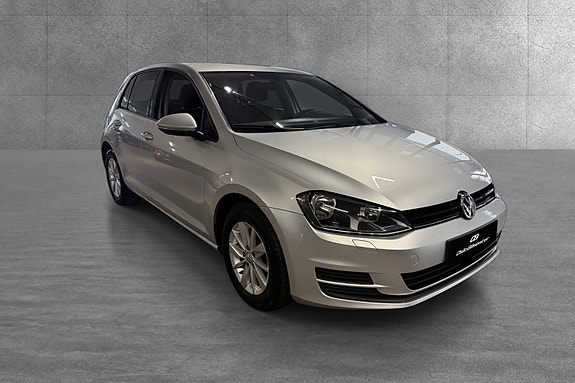 Volkswagen Golf VII 8 of 29
