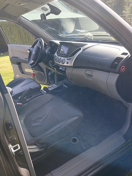 Mitsubishi L200 10 of 12
