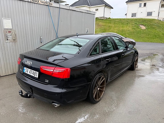 Audi A6 4 of 14