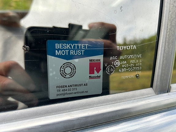 Toyota Land Cruiser 13 of 14