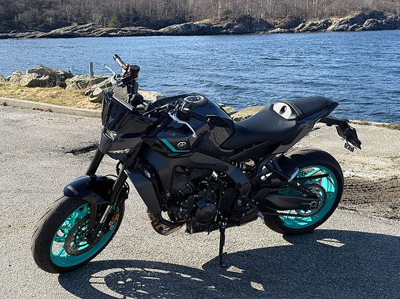 Yamaha MT-09 8 of 11
