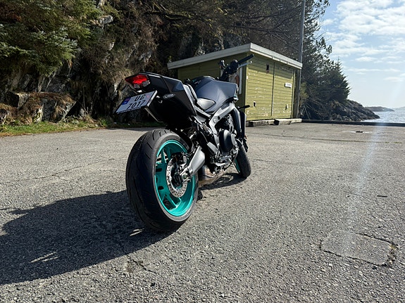Yamaha MT-09 7 of 11