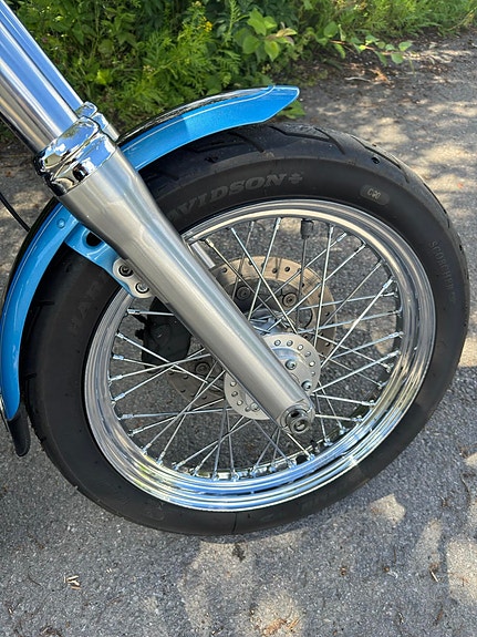 Harley-Davidson FXDC Dyna Super Glide Custom 18 of 22