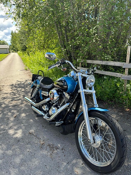 Harley-Davidson FXDC Dyna Super Glide Custom 13 of 22