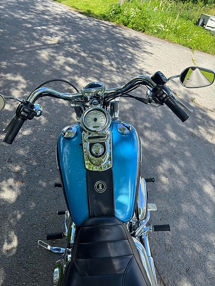 Harley-Davidson FXDC Dyna Super Glide Custom 10 of 22