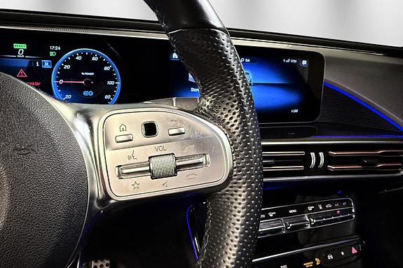 Mercedes-Benz EQC400 30 of 30