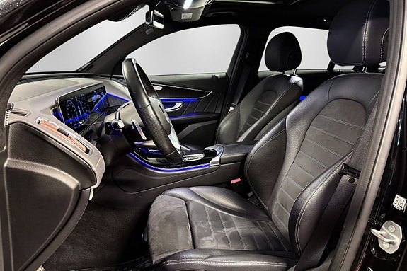 Mercedes-Benz EQC400 17 of 30