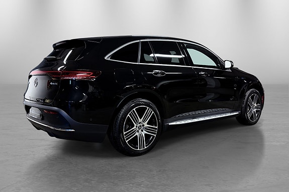 Mercedes-Benz EQC400 6 of 30