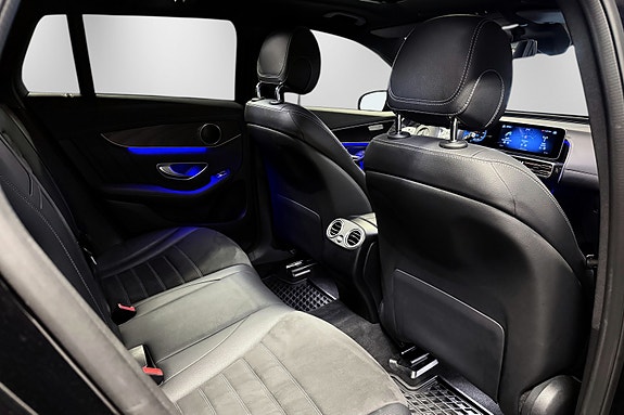 Mercedes-Benz EQC400 24 of 30