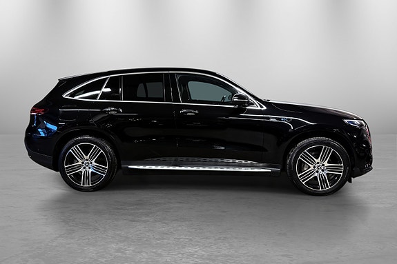 Mercedes-Benz EQC400 5 of 30