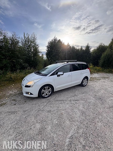 Peugeot 5008 7 of 30