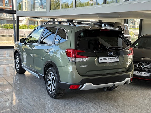 Subaru Forester 4 of 26