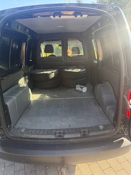 Volkswagen Caddy Maxi 7 of 14