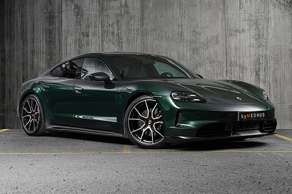 Porsche Taycan 4S 2 of 30