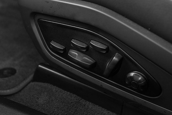 Porsche Taycan 4S 27 of 30