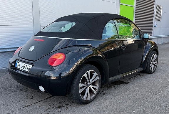 Volkswagen Beetle 3 of 13