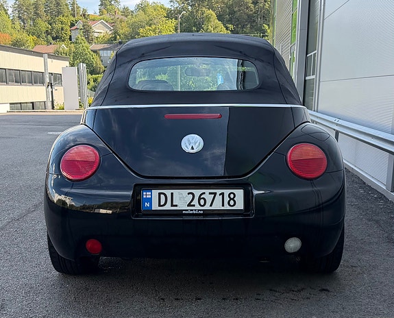 Volkswagen Beetle 8 of 13